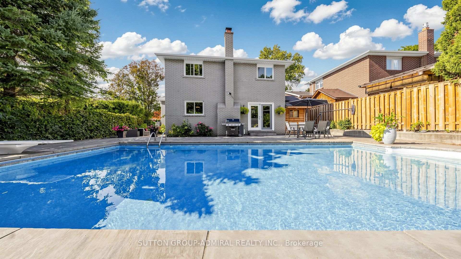 Photo 37 of 49 Stornoway Crescent, Markham, Royal Orchard — HOMEH