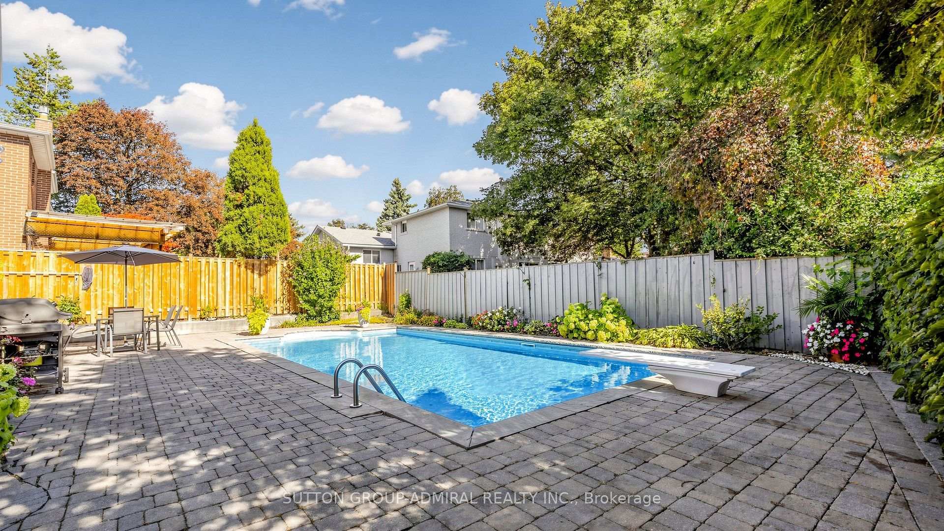 Photo 41 of 49 Stornoway Crescent, Markham, Royal Orchard — HOMEH