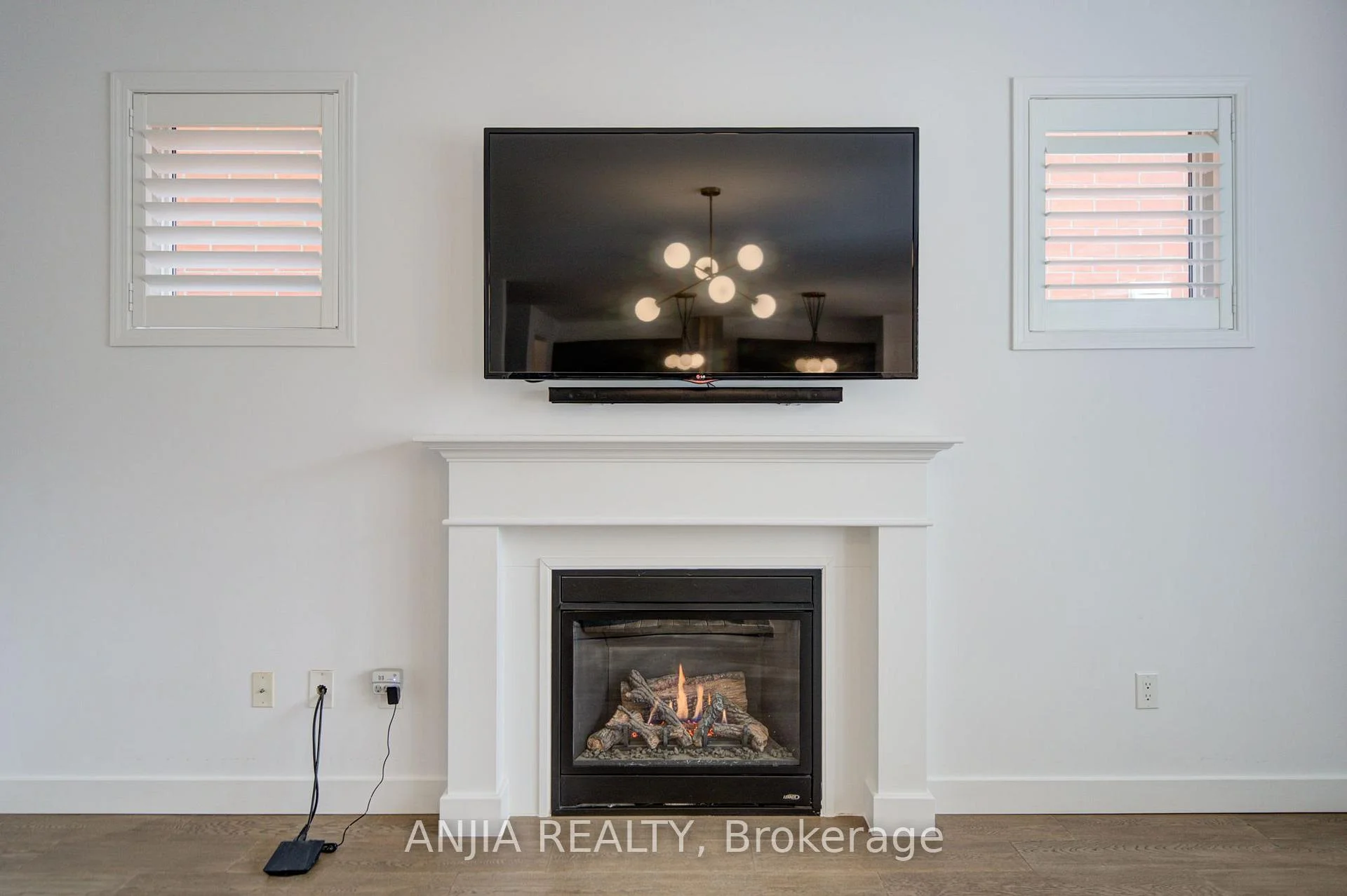 Photo 20 of 8 Wagon Works Street, Markham, Cornell — HOMEH