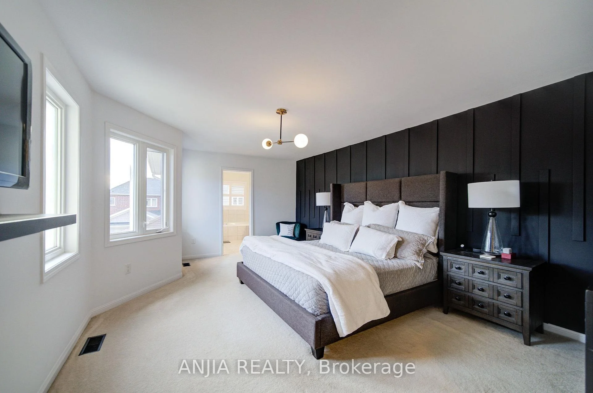 Photo 39 of 8 Wagon Works Street, Markham, Cornell — HOMEH