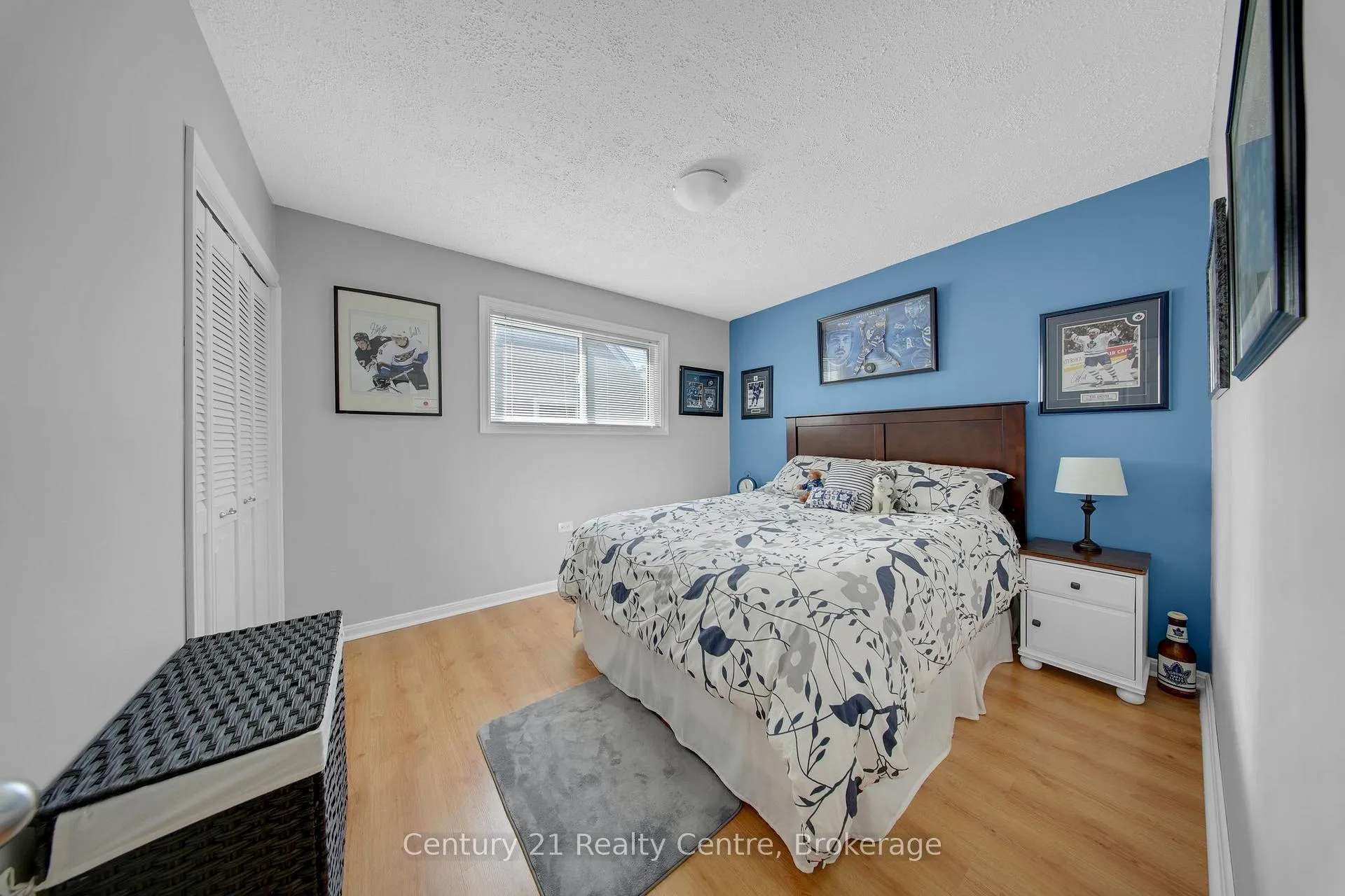 Photo 11 of 9 Sunset Boulevard, Brampton, Brampton West — HOMEH