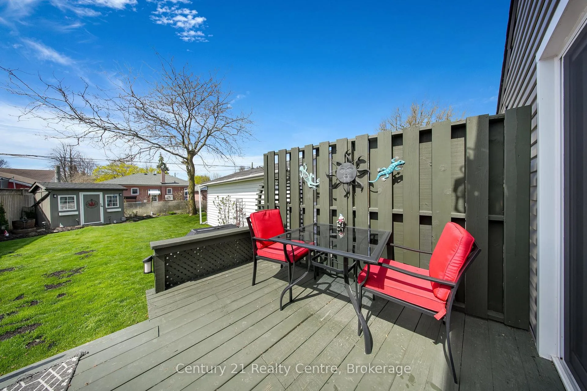 Photo 33 of 9 Sunset Boulevard, Brampton, Brampton West — HOMEH