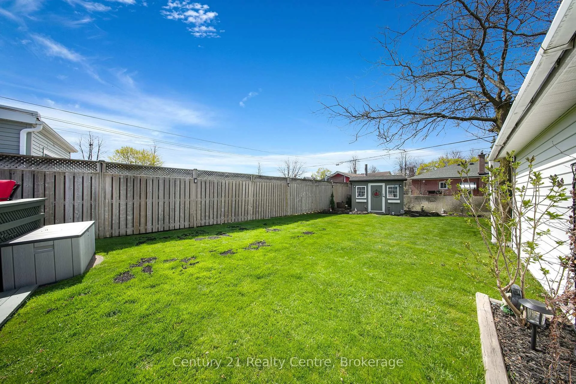 Photo 38 of 9 Sunset Boulevard, Brampton, Brampton West — HOMEH