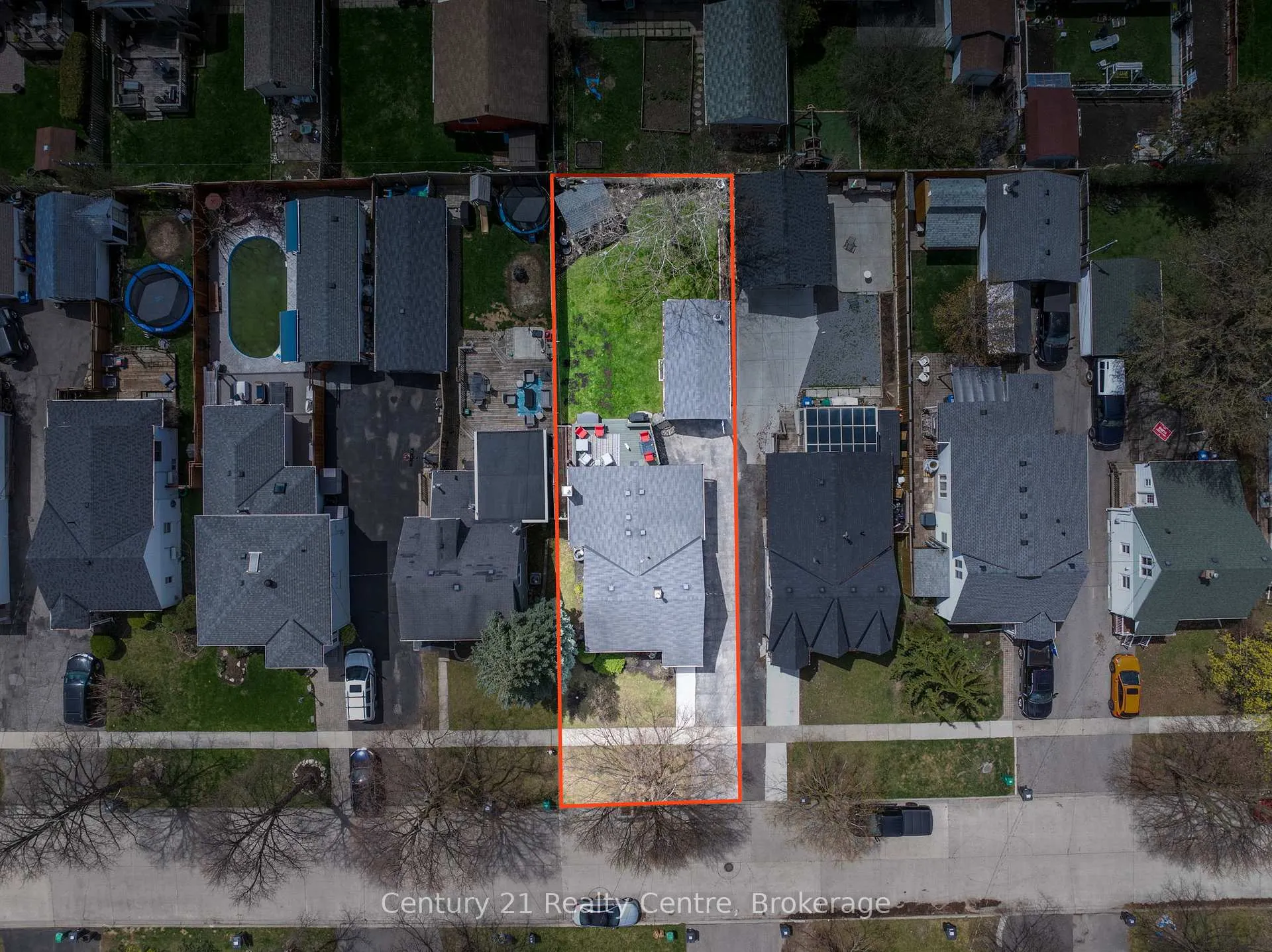 Photo 40 of 9 Sunset Boulevard, Brampton, Brampton West — HOMEH