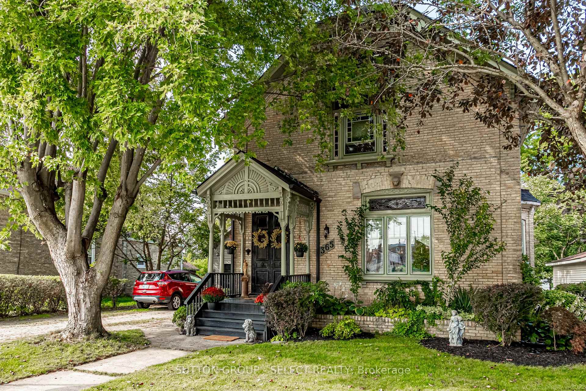 Photo of 365 William Street