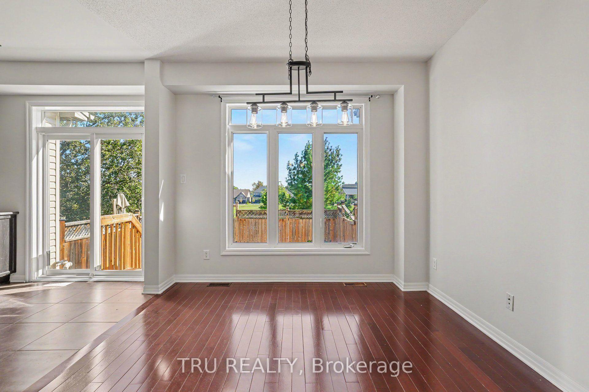 Photo 8 of 641 Sunburst Street, Ottawa, Leitrim — HOMEH