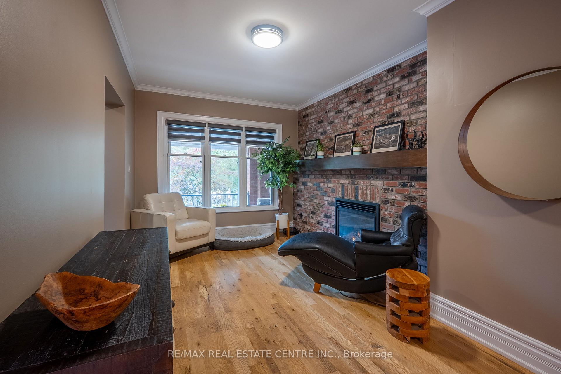 Photo 7 of 283 Plains Road W, Burlington, Bayview — HOMEH