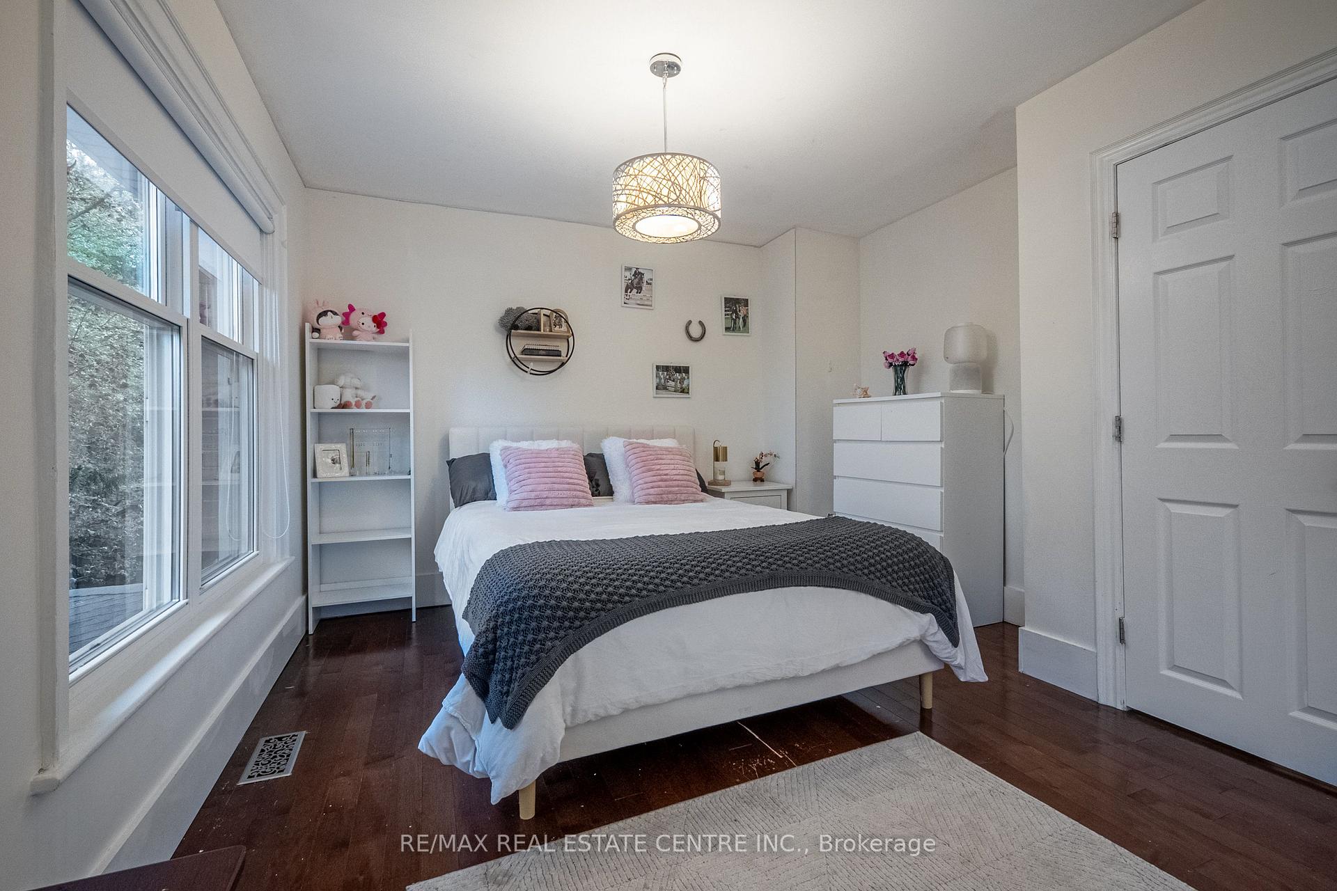 Photo 30 of 283 Plains Road W, Burlington, Bayview — HOMEH