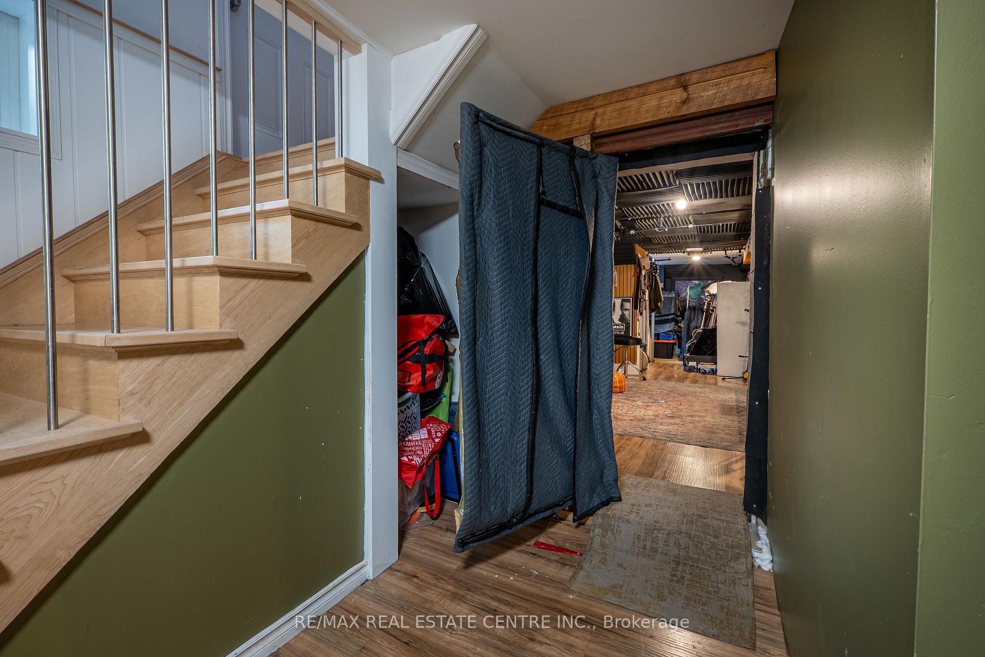 Photo 43 of 283 Plains Road W, Burlington, Bayview — HOMEH