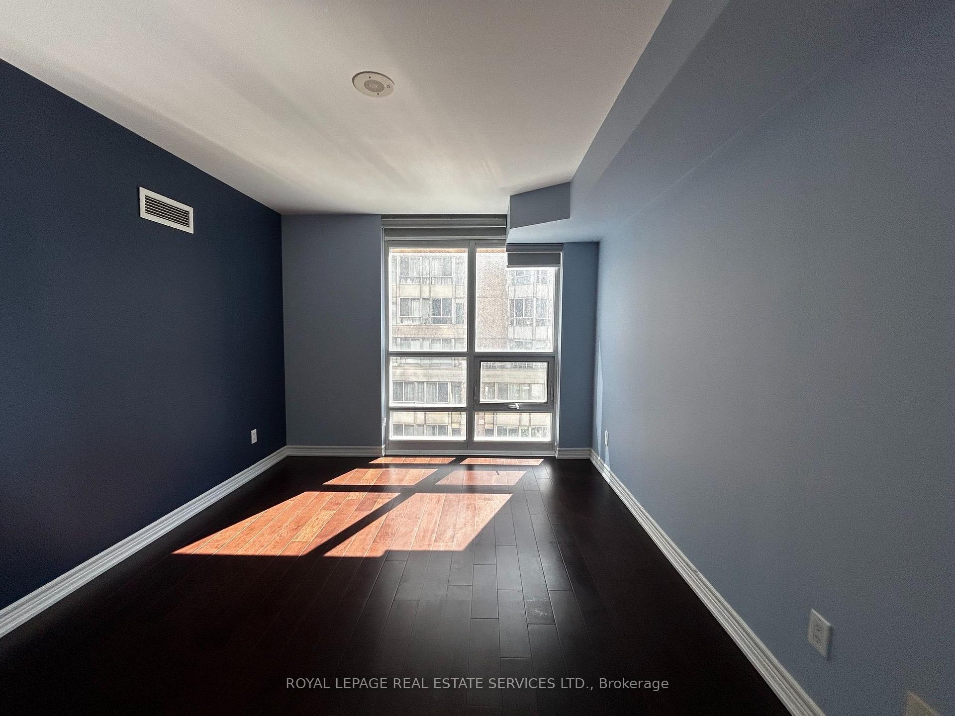 Photo 18 of Unit 408, 761 Bay Street, Toronto, Bay Street Corridor — HOMEH
