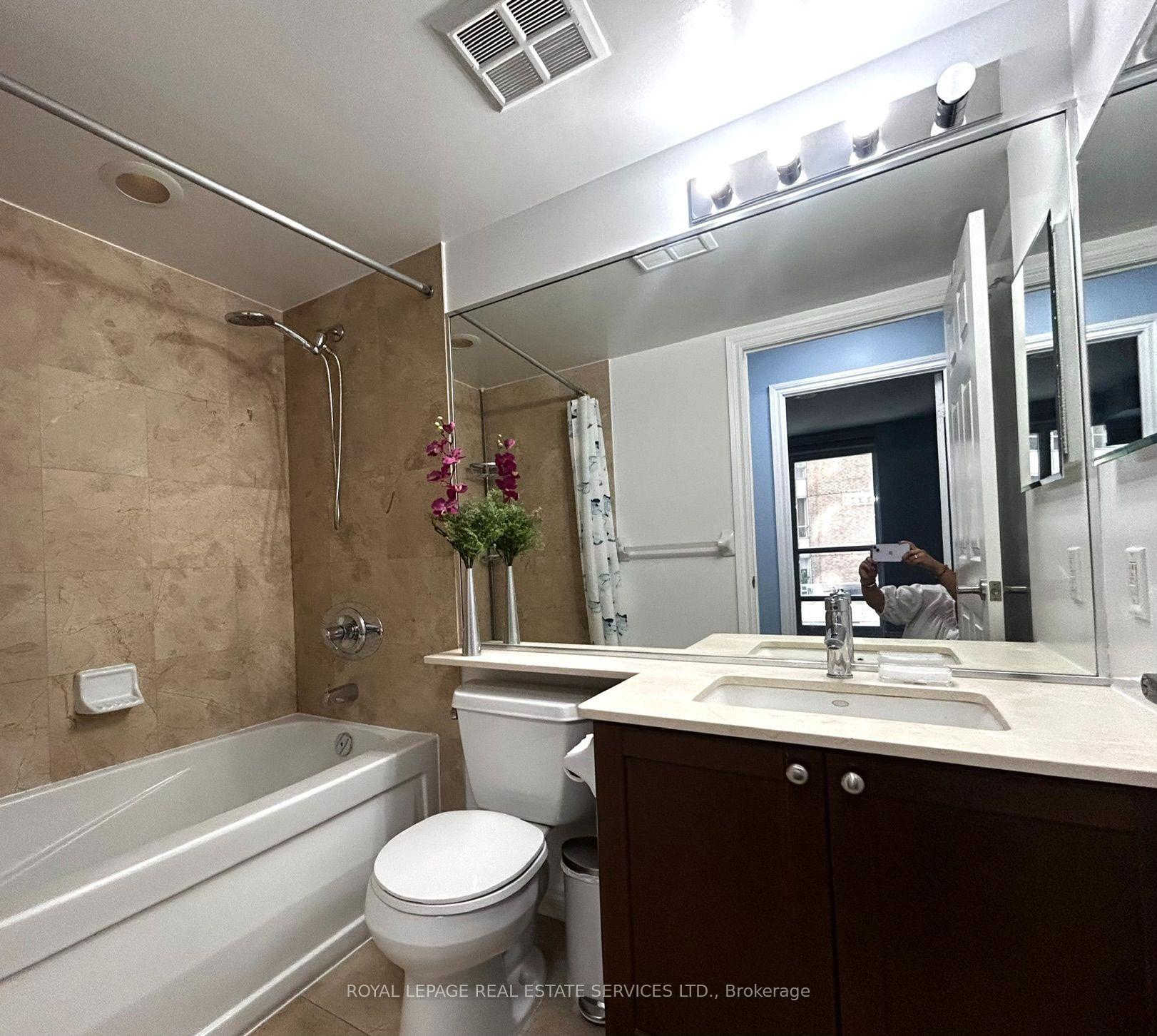 Photo 22 of Unit 408, 761 Bay Street, Toronto, Bay Street Corridor — HOMEH