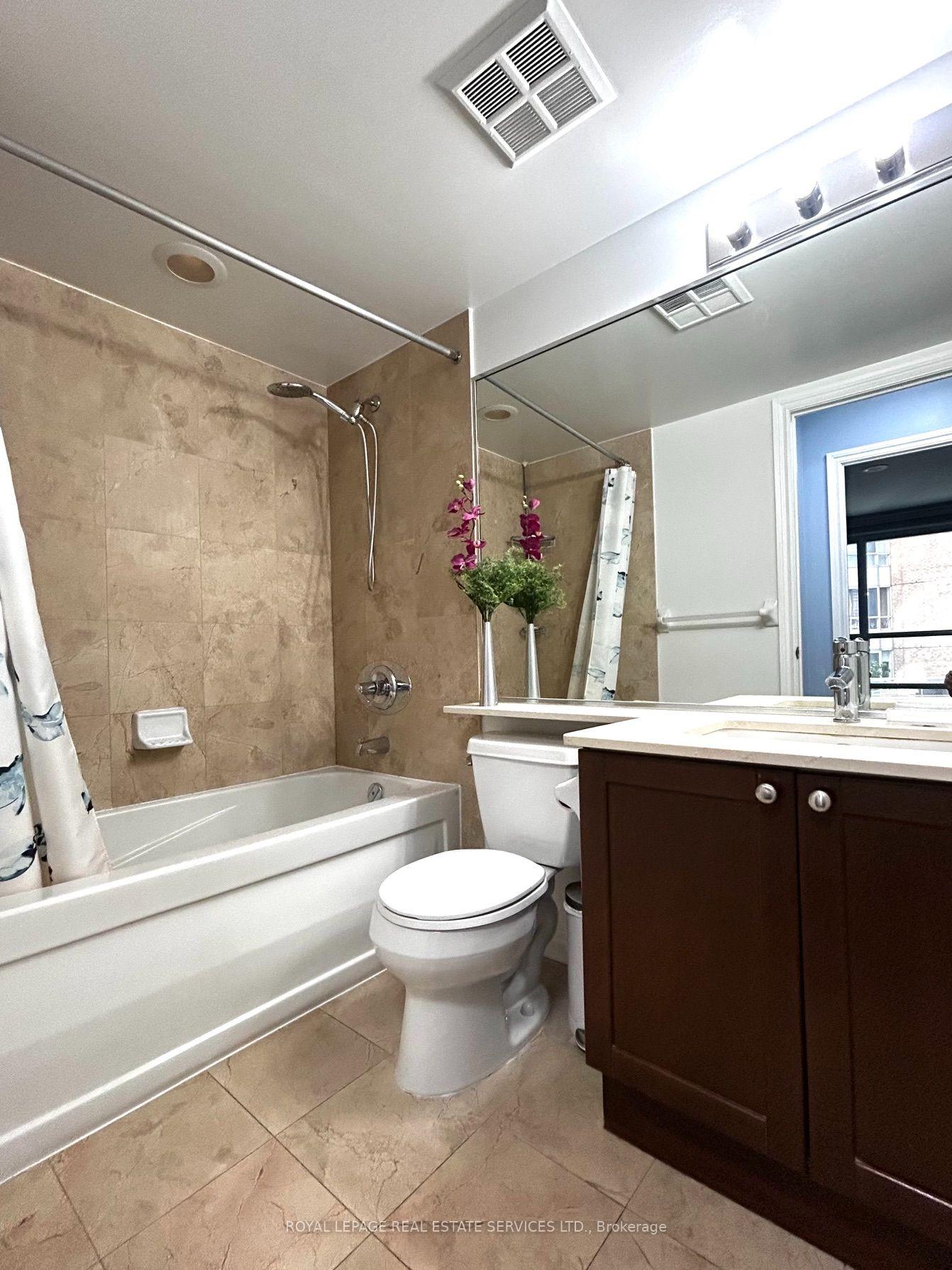 Photo 24 of Unit 408, 761 Bay Street, Toronto, Bay Street Corridor — HOMEH