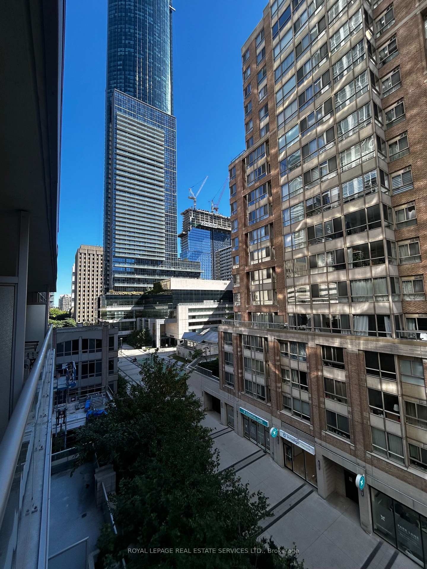 Photo 27 of Unit 408, 761 Bay Street, Toronto, Bay Street Corridor — HOMEH