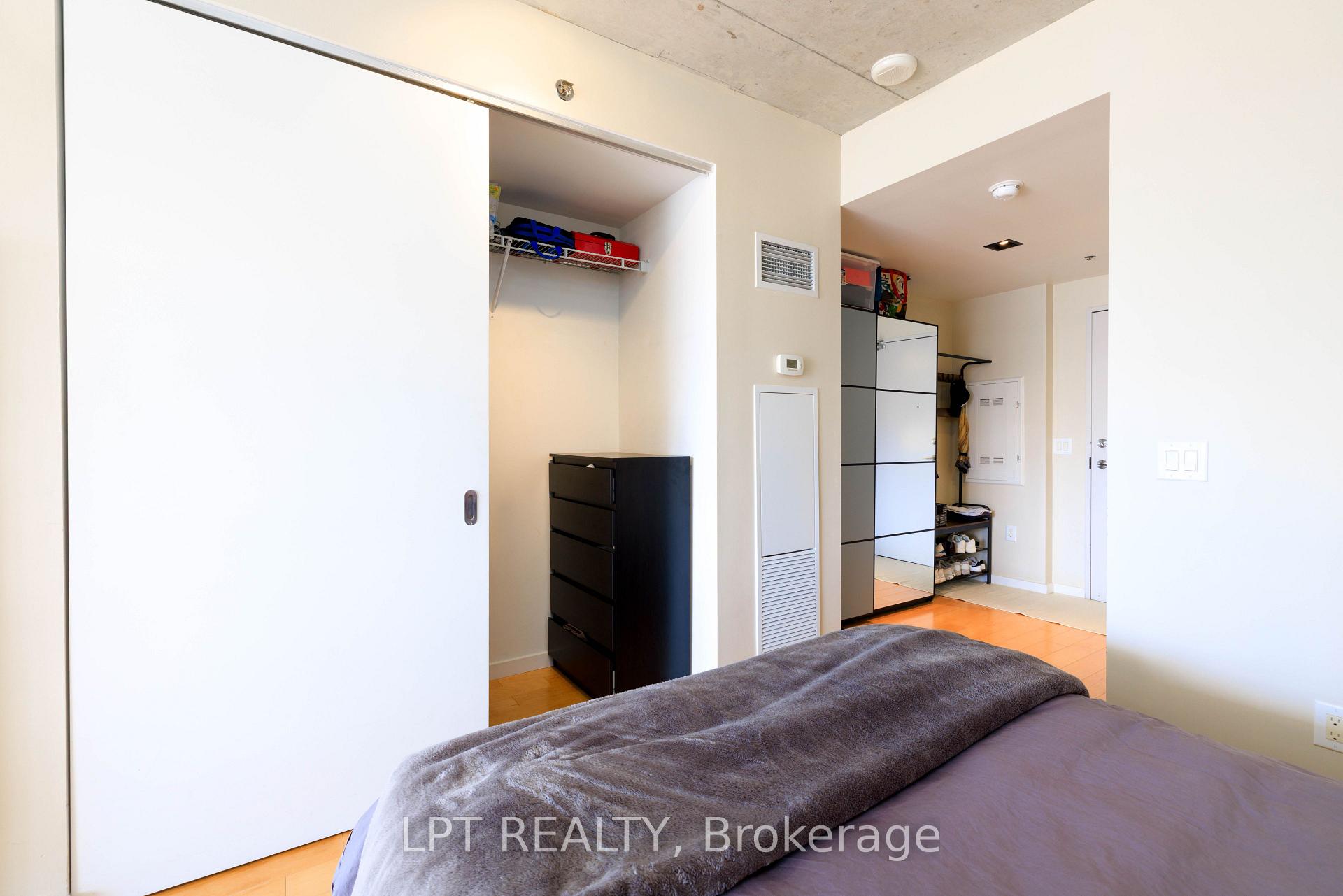 Photo 15 of Unit 1016, 32 Trolley Crescent, Toronto, Moss Park — HOMEH