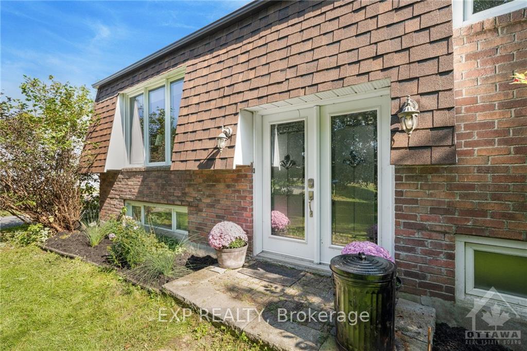 Photo 2 of 3785 34, Champlain, Champlain Twp — HOMEH