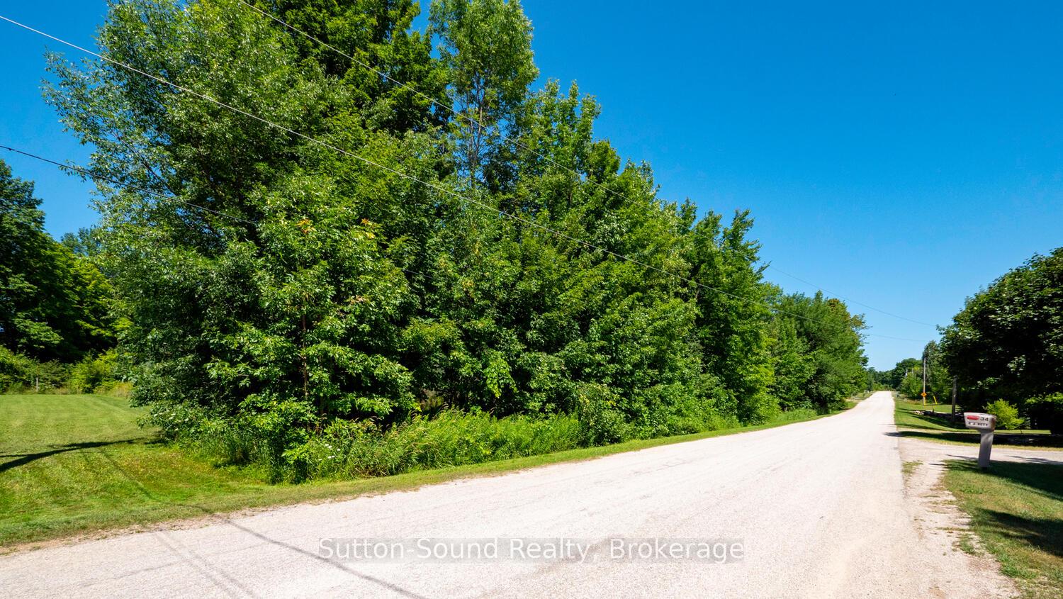 Photo 4 of 31 Everett Road, South Bruce Peninsula — HOMEH