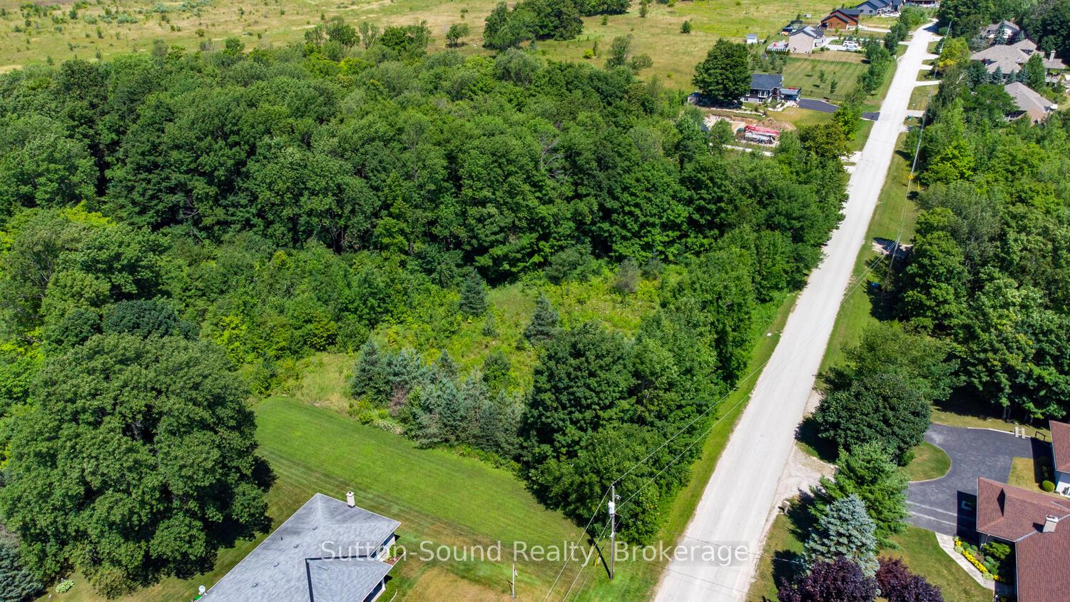 Photo 13 of 31 Everett Road, South Bruce Peninsula — HOMEH