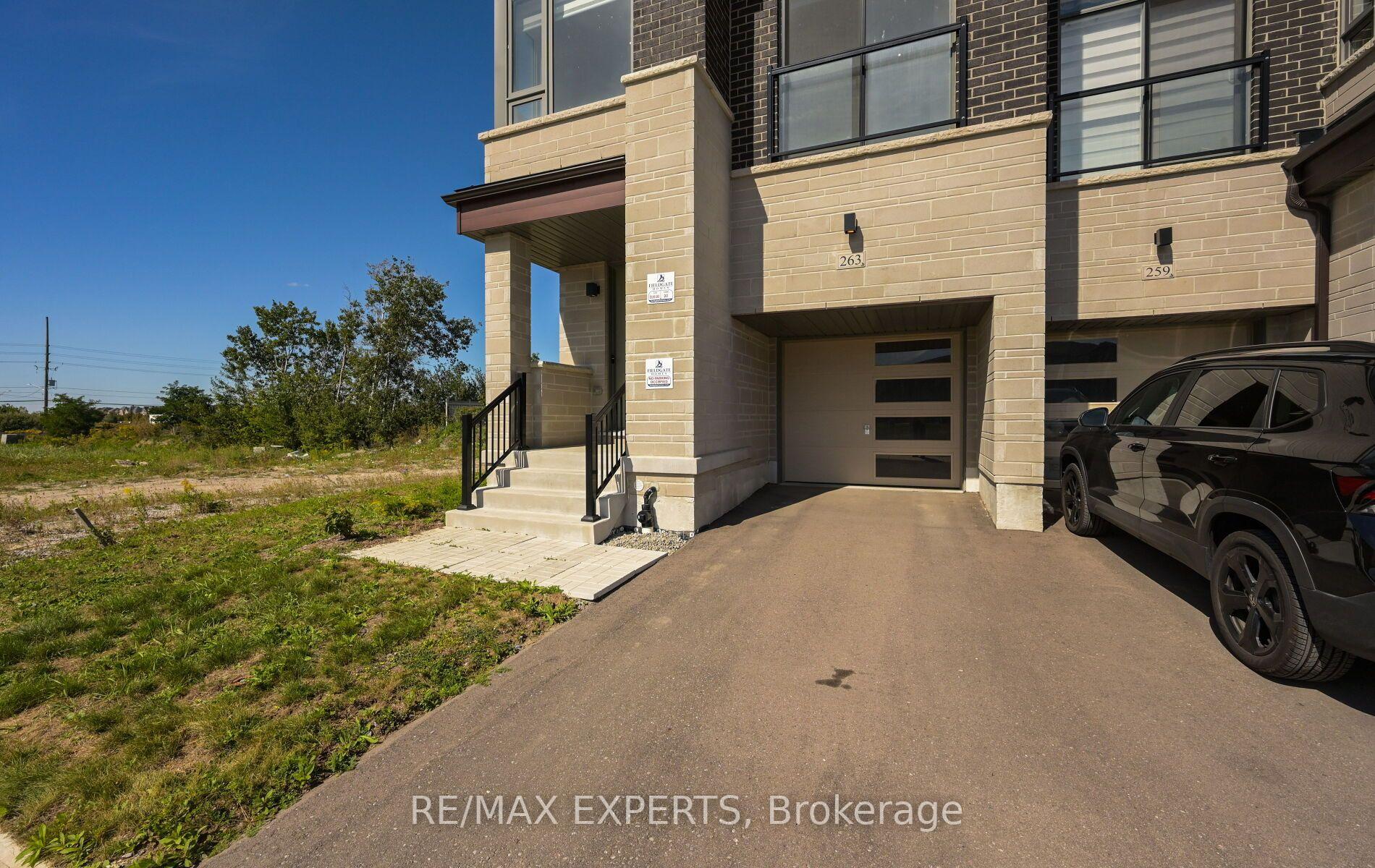 Photo 1 of 263 Tennant Circle, Vaughan, Vellore Village — HOMEH