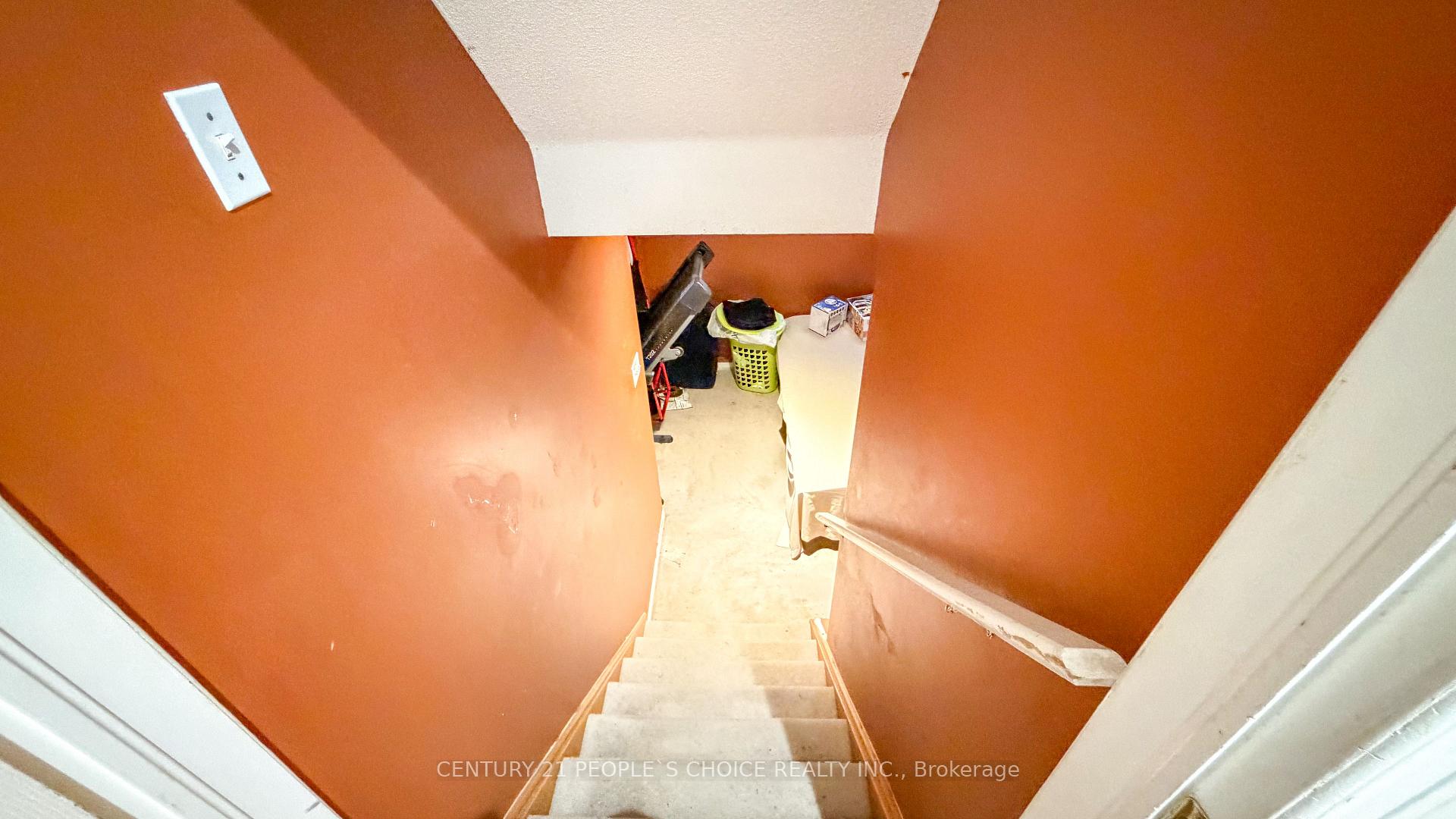 Photo 32 of 20 Belinda Drive, Brampton, Fletcher's Meadow — HOMEH