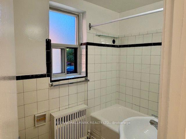 Photo 9 of Unit 110, 11 Anglesey Boulevard, Etobicoke, Edenbridge-Humber Valley — HOMEH