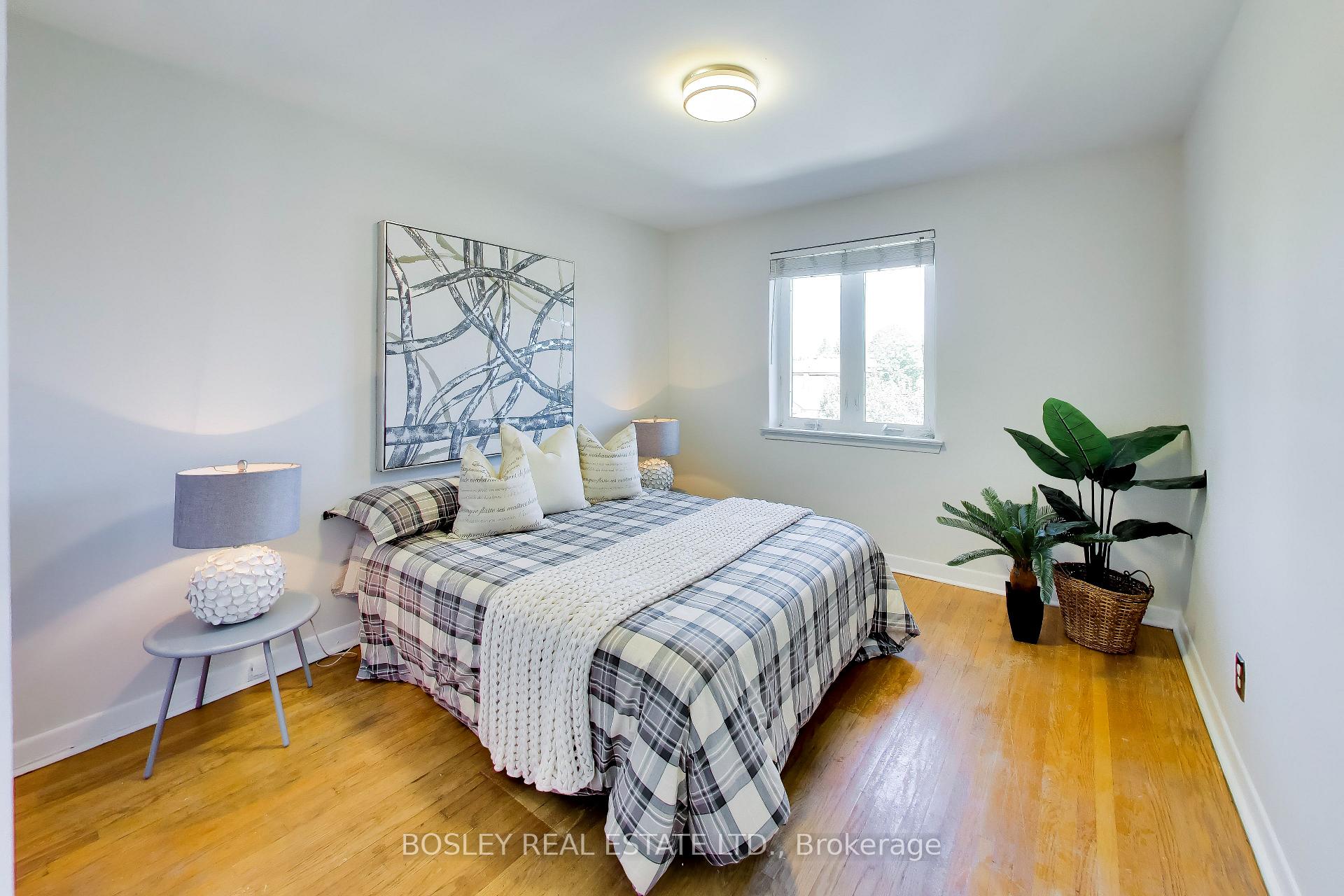 Photo 26 of 74 Raven Road, North York, Rustic — HOMEH