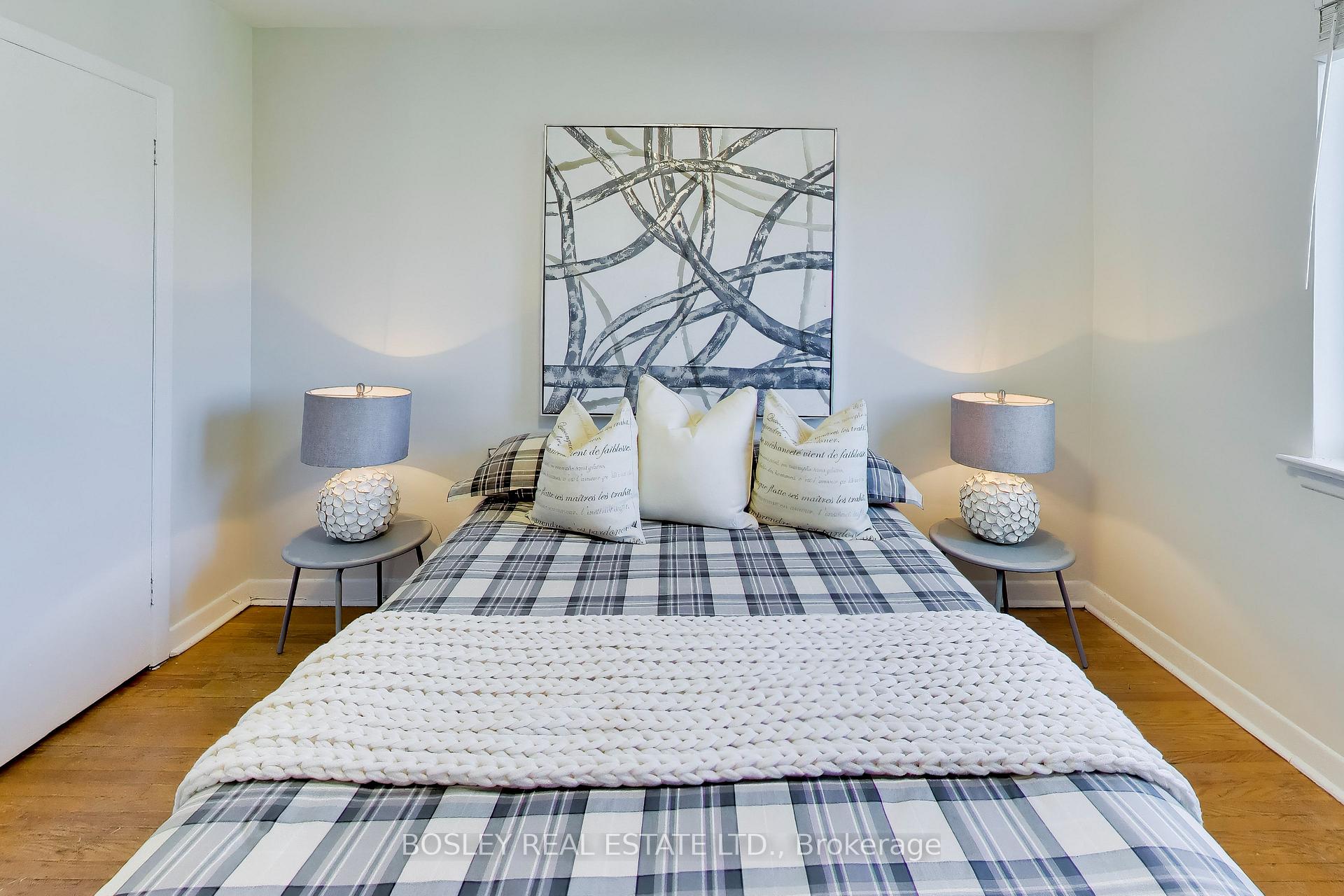 Photo 27 of 74 Raven Road, North York, Rustic — HOMEH