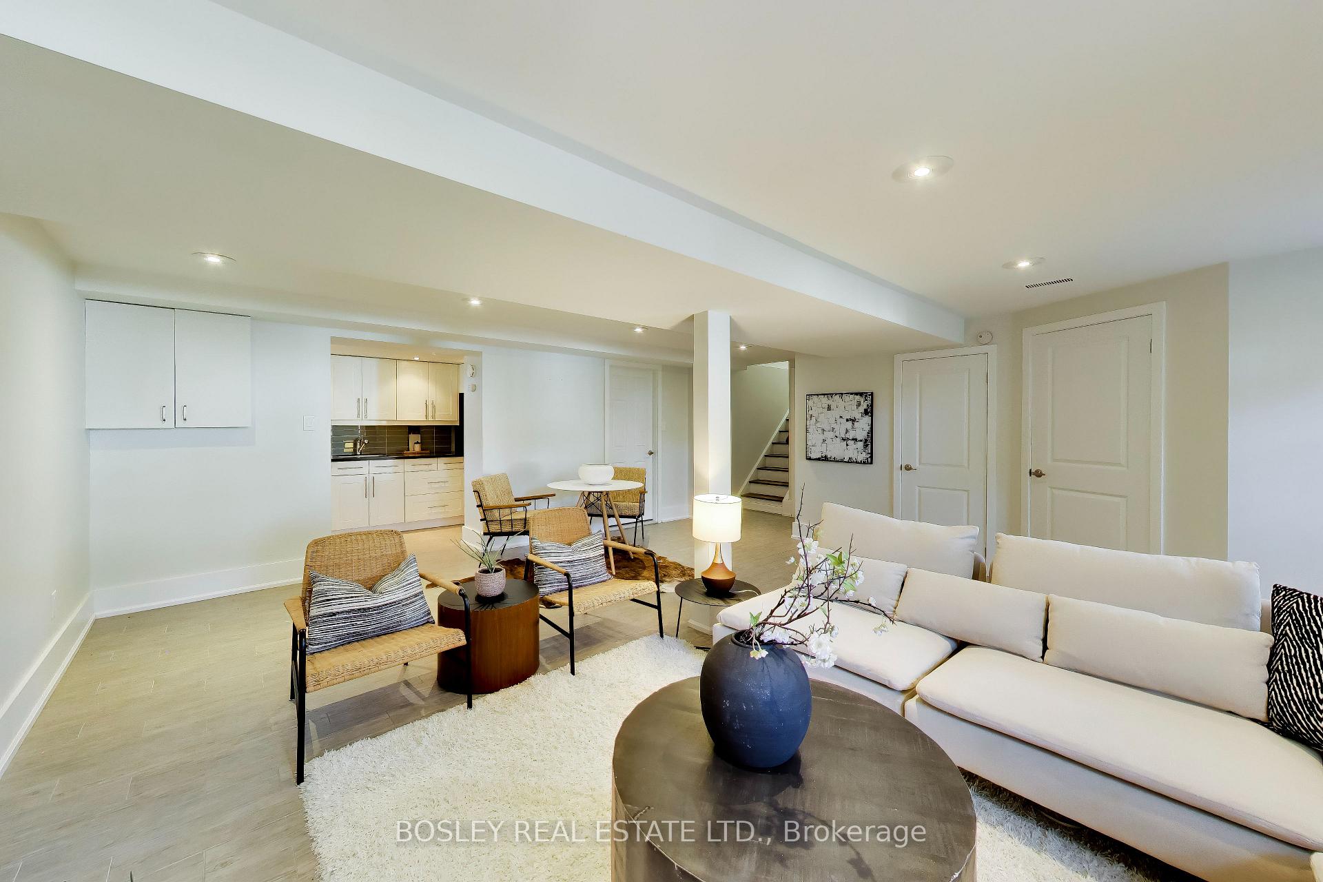 Photo 33 of 74 Raven Road, North York, Rustic — HOMEH