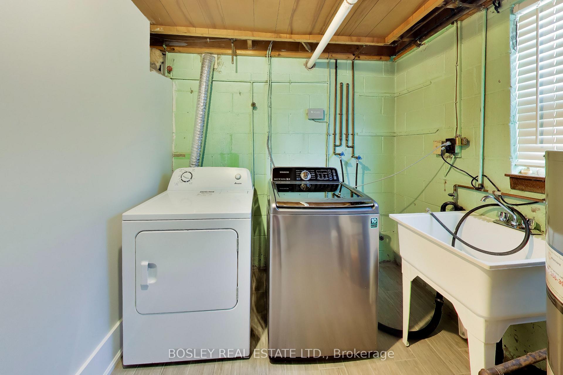 Photo 40 of 74 Raven Road, North York, Rustic — HOMEH