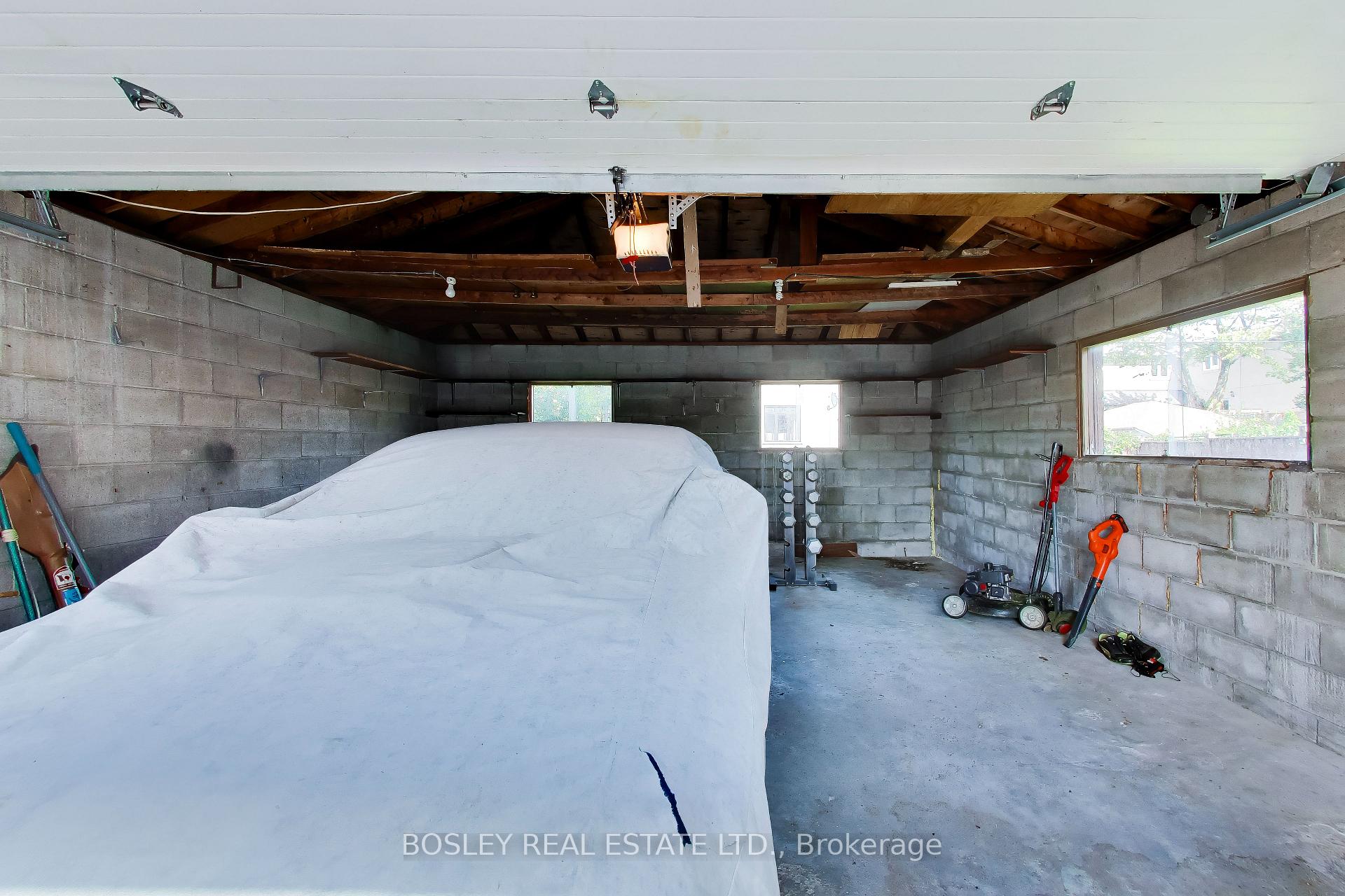 Photo 47 of 74 Raven Road, North York, Rustic — HOMEH