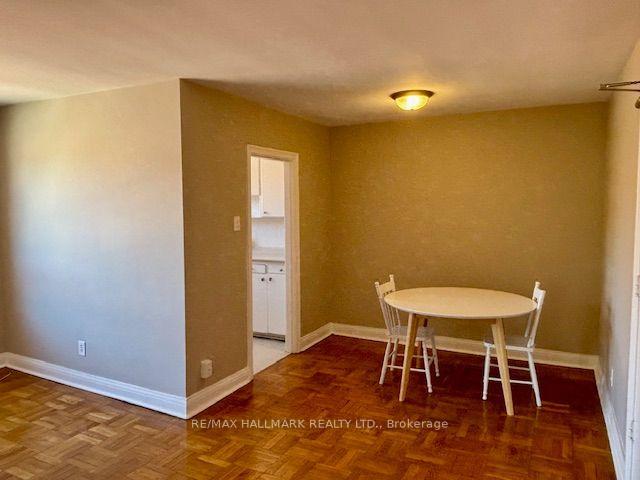 Photo 2 of Unit 305, 11 Anglesey Boulevard, Etobicoke, Edenbridge-Humber Valley — HOMEH