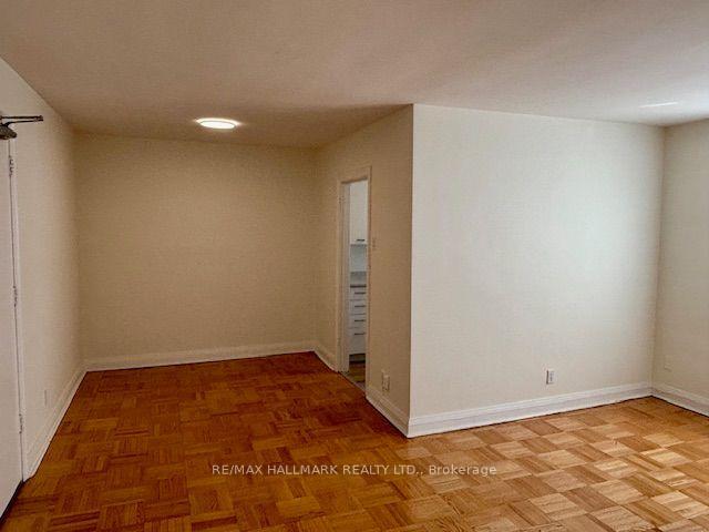 Photo 3 of Unit 308, 11 Anglesey Boulevard, Etobicoke, Edenbridge-Humber Valley — HOMEH