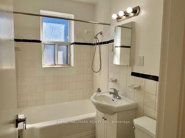 Photo 8 of Unit 308, 11 Anglesey Boulevard, Etobicoke, Edenbridge-Humber Valley — HOMEH