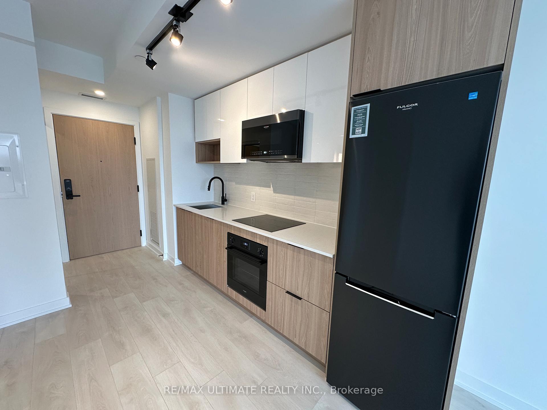 Photo 4 of Unit 1022, 5 Defries Street, Toronto, Regent Park — HOMEH