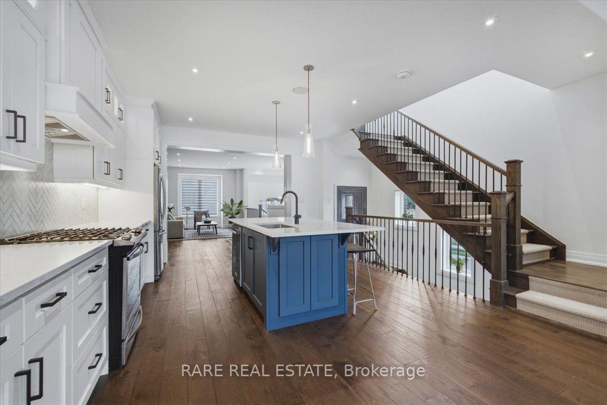 Photo 6 of 89 William Durie Way, North York, Newtonbrook West — HOMEH