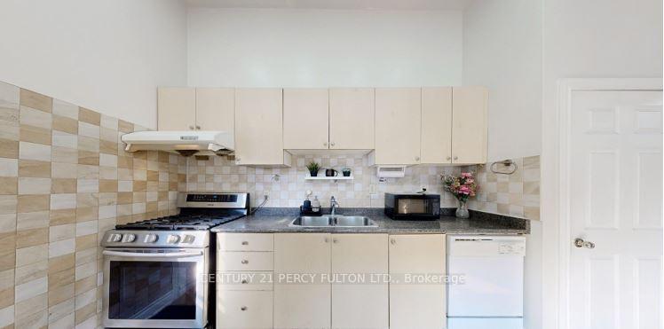 Photo 8 of 140 Benleigh Drive, Scarborough, Woburn — HOMEH