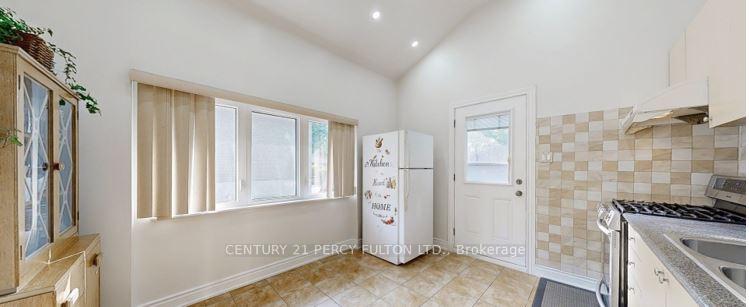 Photo 10 of 140 Benleigh Drive, Scarborough, Woburn — HOMEH