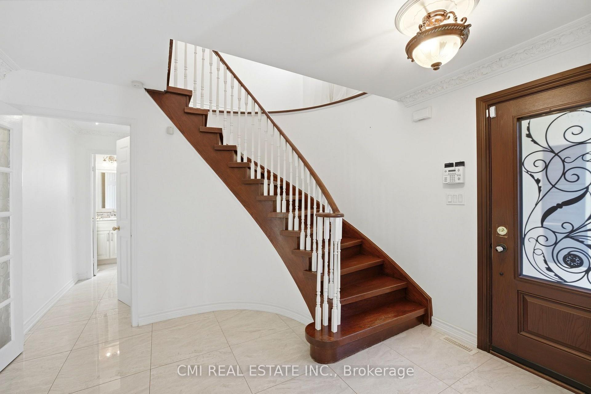 Photo 8 of 127 O'connor Crescent, Richmond Hill, North Richvale — HOMEH