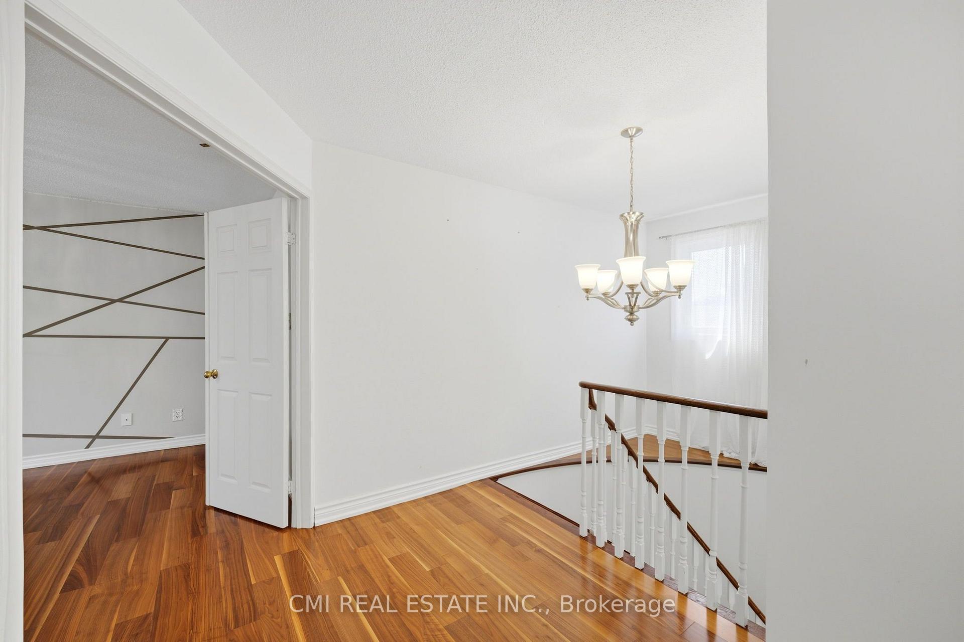 Photo 10 of 127 O'connor Crescent, Richmond Hill, North Richvale — HOMEH
