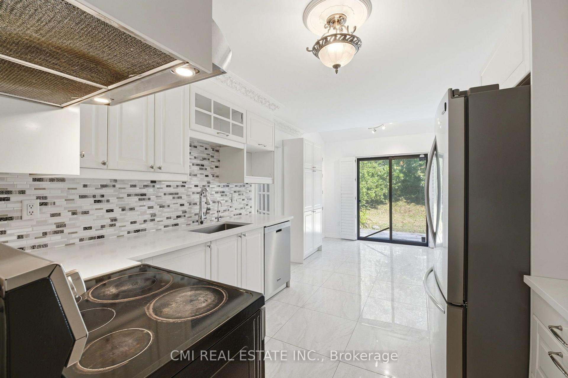 Photo 16 of 127 O'connor Crescent, Richmond Hill, North Richvale — HOMEH