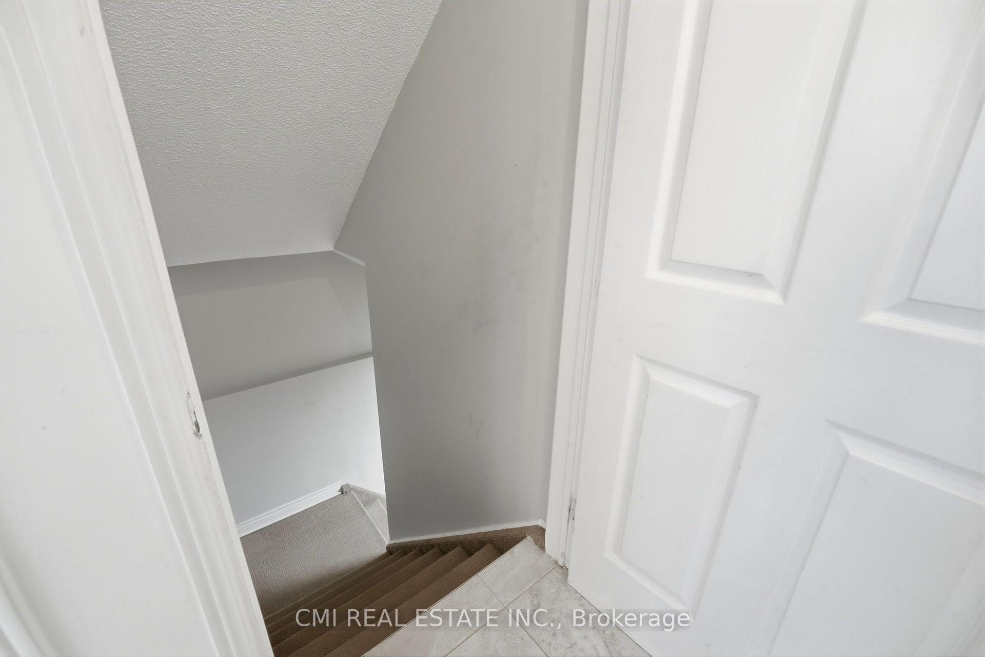 Photo 20 of 127 O'connor Crescent, Richmond Hill, North Richvale — HOMEH