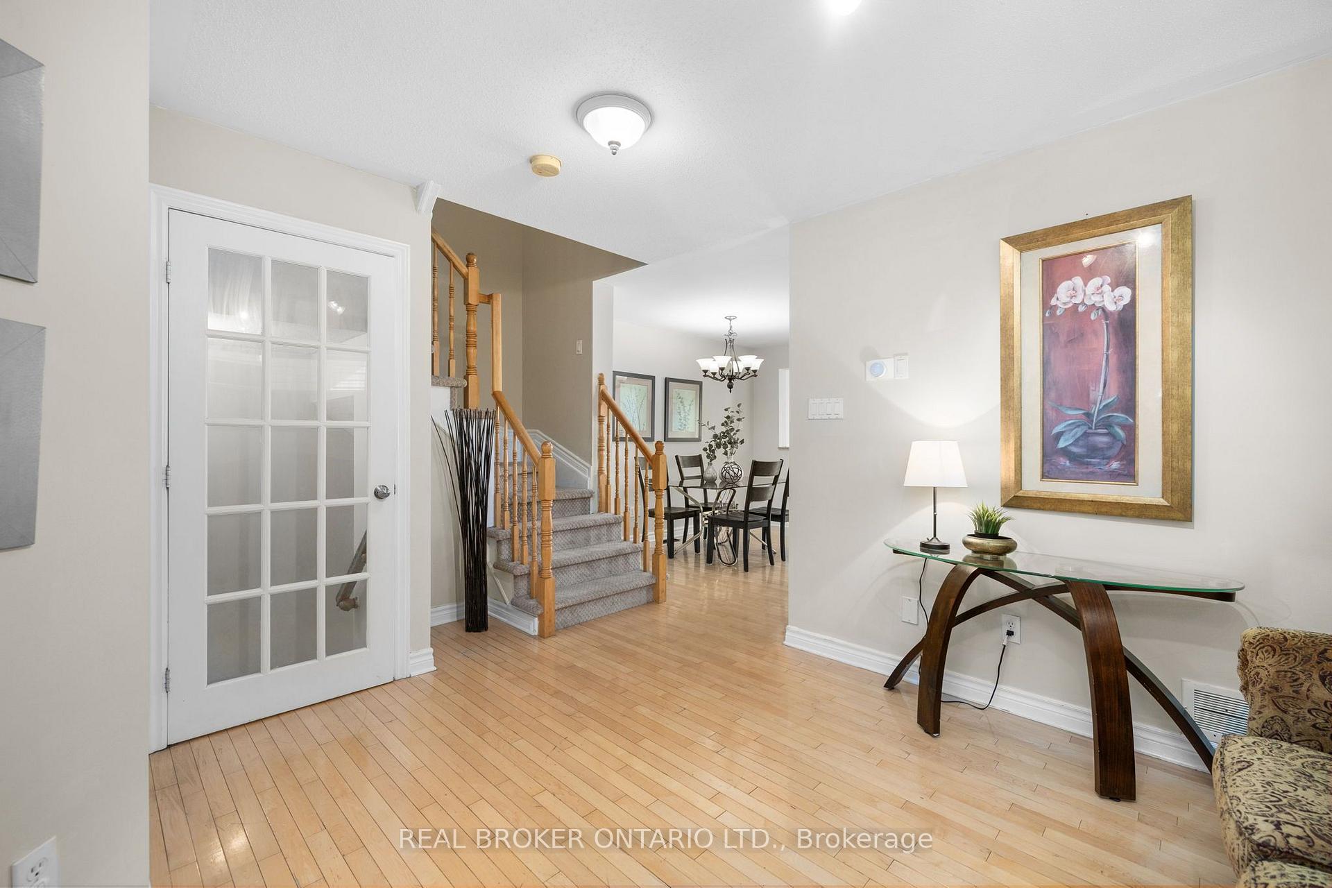 Photo 6 of 234 Deerfox Drive, Ottawa, Barrhaven - Longfields — HOMEH