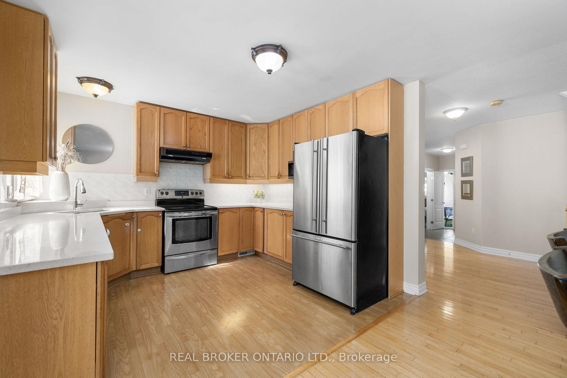 Photo 11 of 234 Deerfox Drive, Ottawa, Barrhaven - Longfields — HOMEH