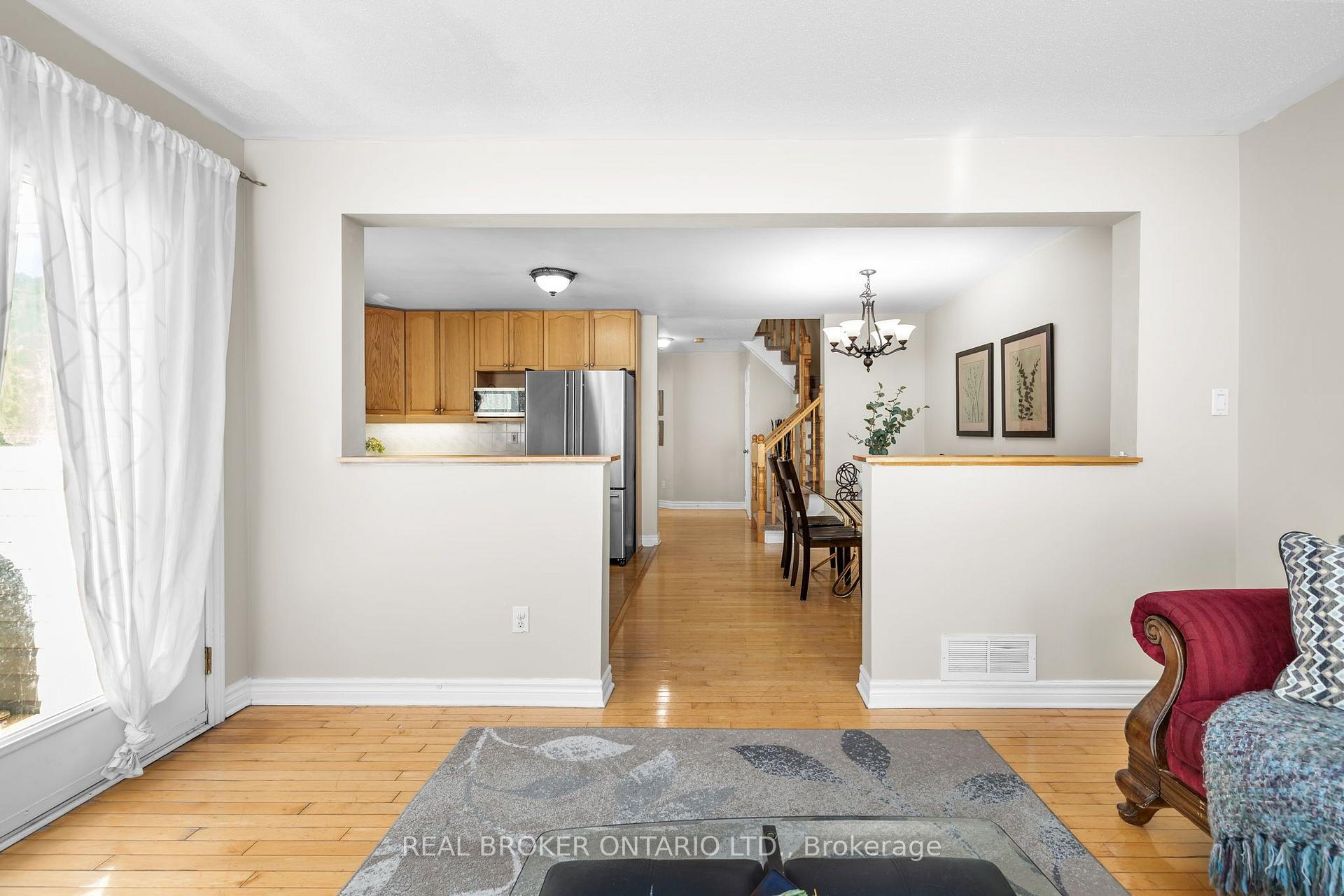 Photo 17 of 234 Deerfox Drive, Ottawa, Barrhaven - Longfields — HOMEH