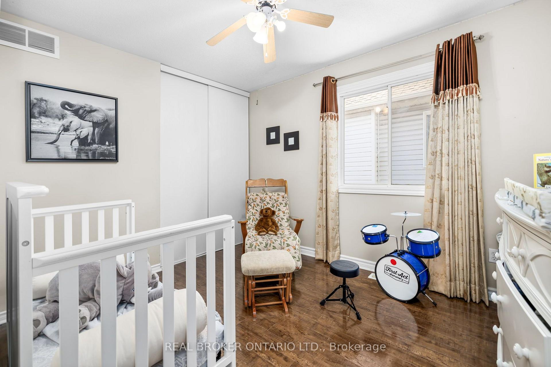 Photo 23 of 234 Deerfox Drive, Ottawa, Barrhaven - Longfields — HOMEH