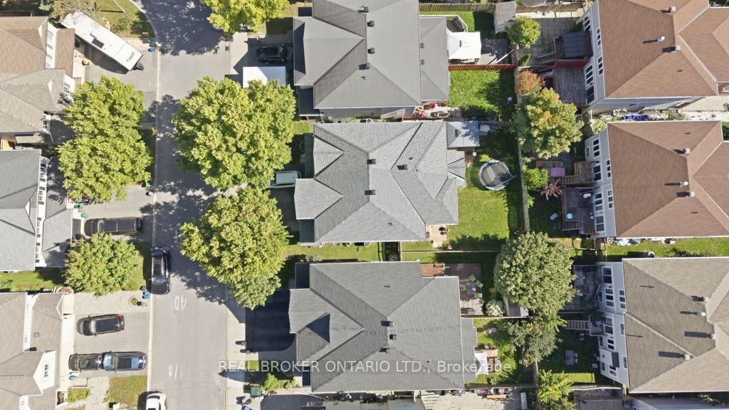 Photo 33 of 234 Deerfox Drive, Ottawa, Barrhaven - Longfields — HOMEH