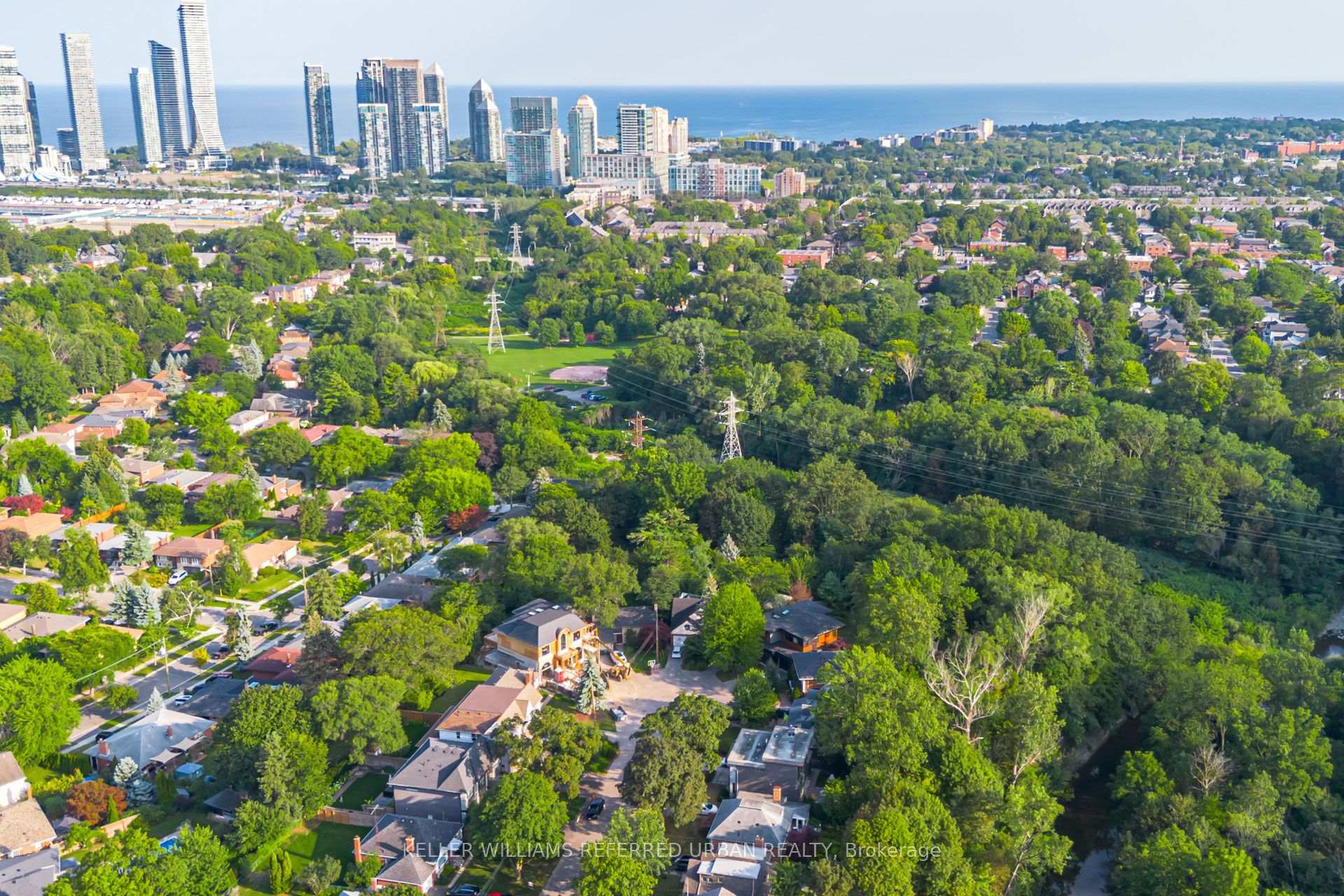 Photo 48 of 28 Beaucourt Road, Etobicoke, Stonegate-Queensway — HOMEH