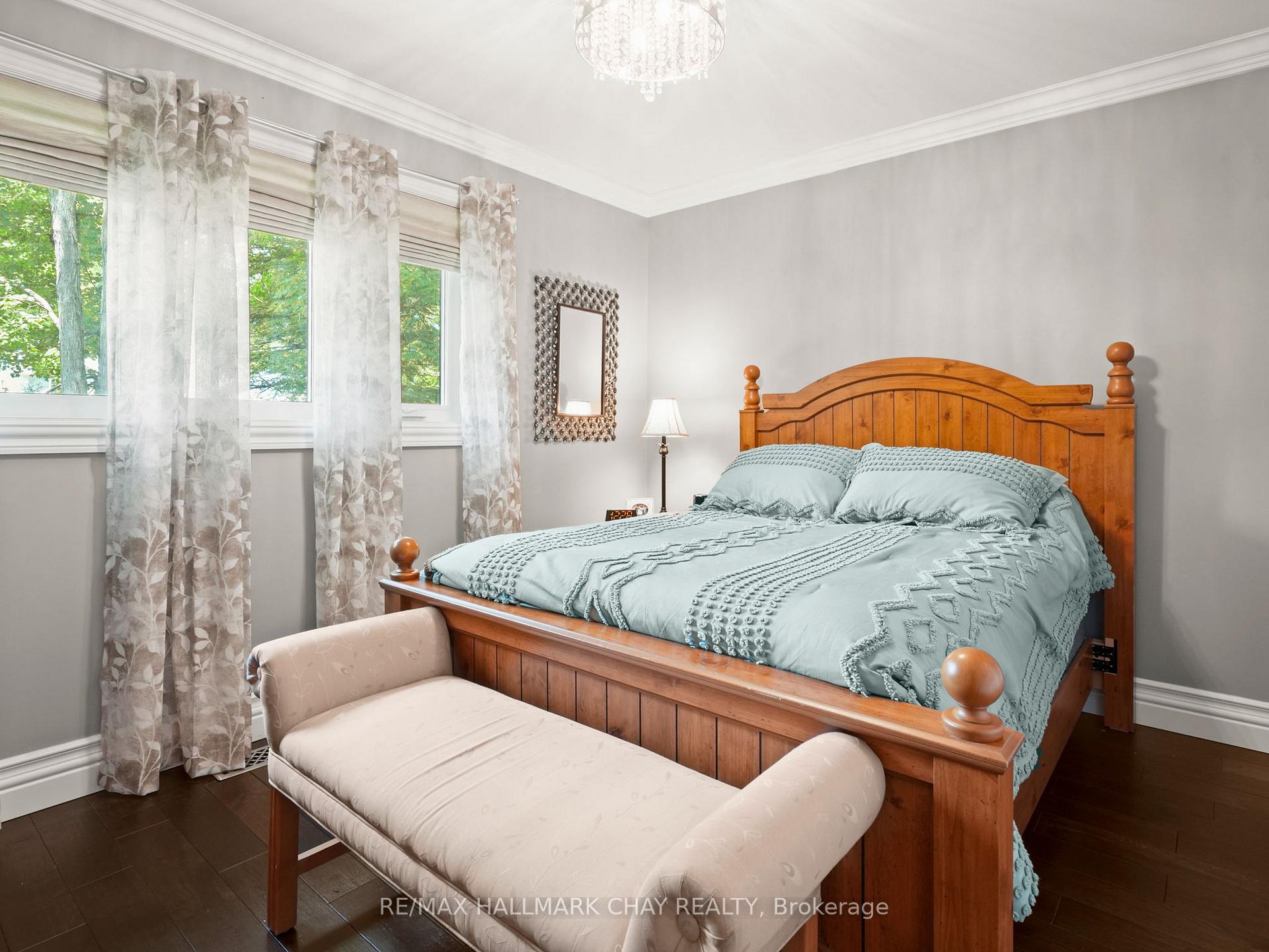 Photo 27 of 20 Downer Crescent, Wasaga Beach — HOMEH