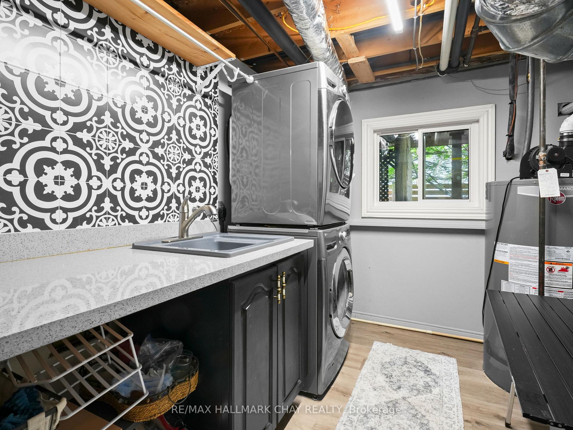 Photo 38 of 20 Downer Crescent, Wasaga Beach — HOMEH