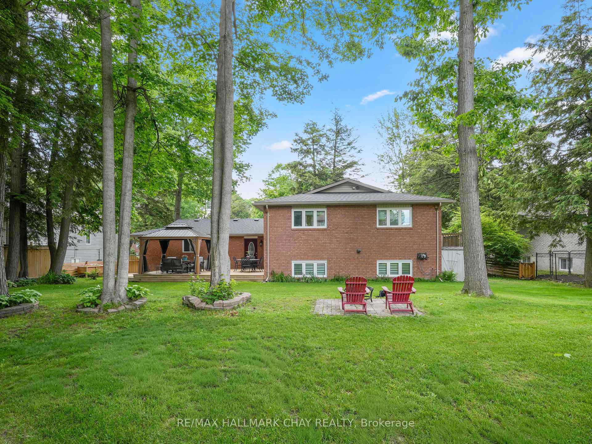 Photo 43 of 20 Downer Crescent, Wasaga Beach — HOMEH