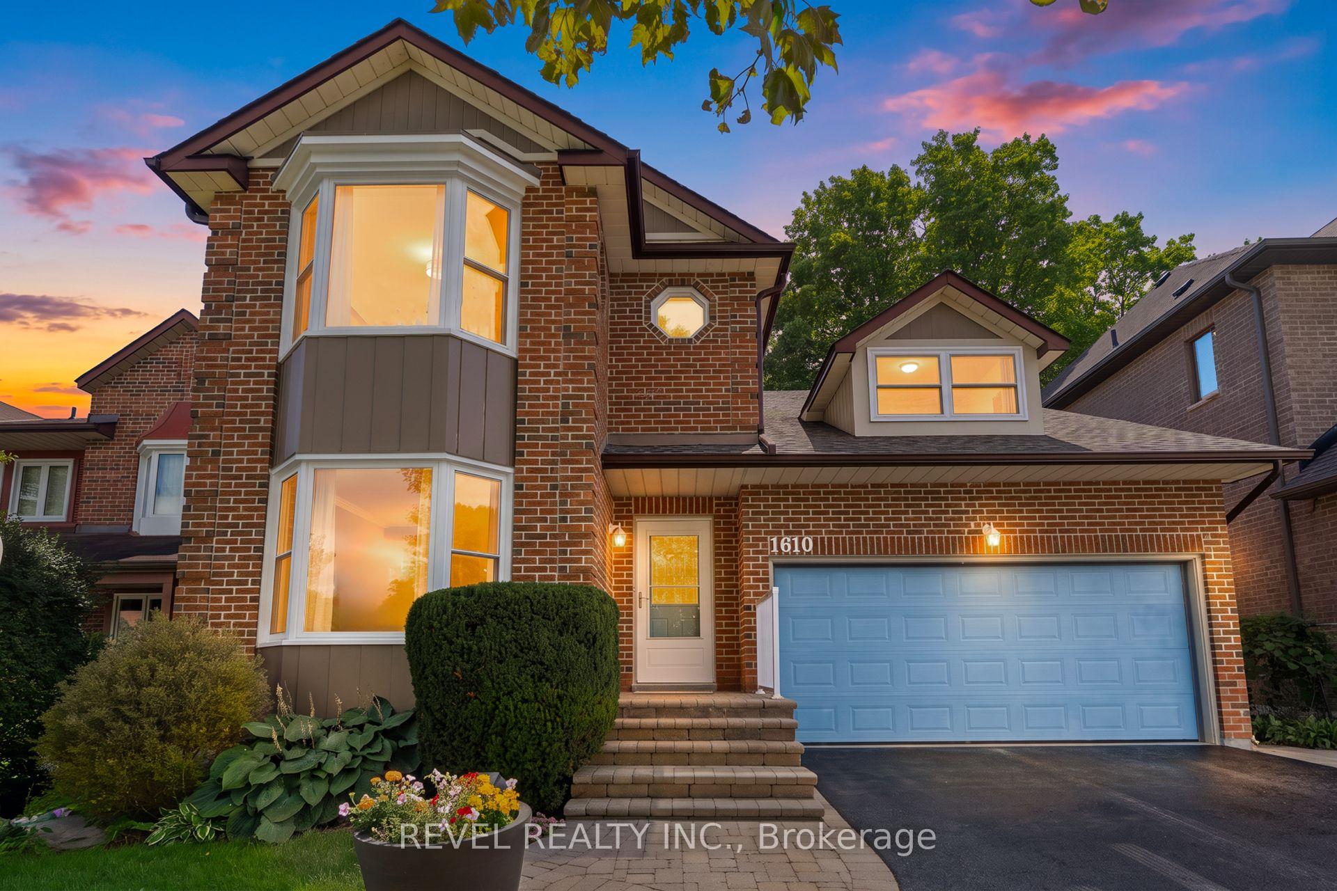 Photo of 1610 Heathside Crescent